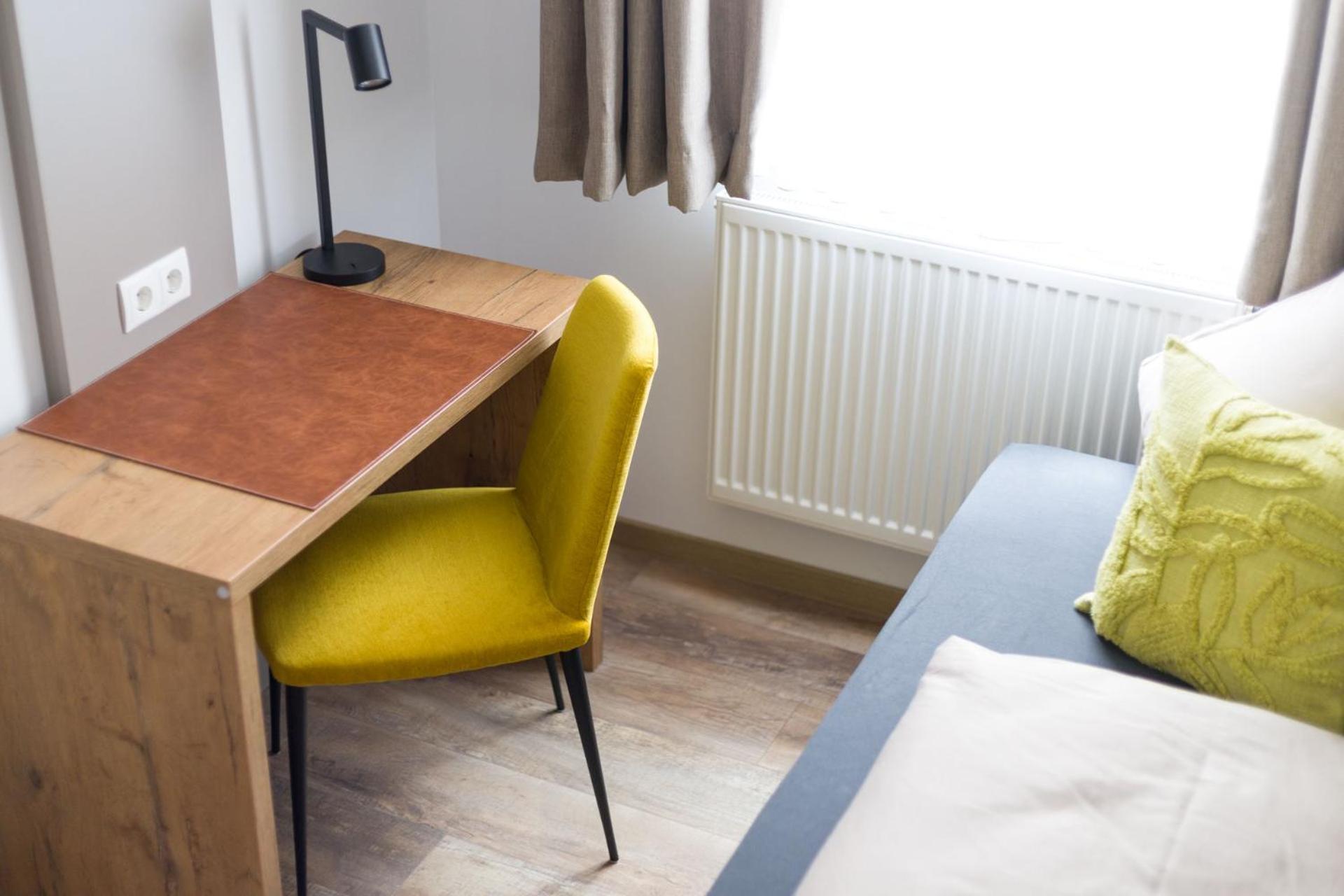 Hotel Zur Traube Uffenheim Ngoại thất bức ảnh