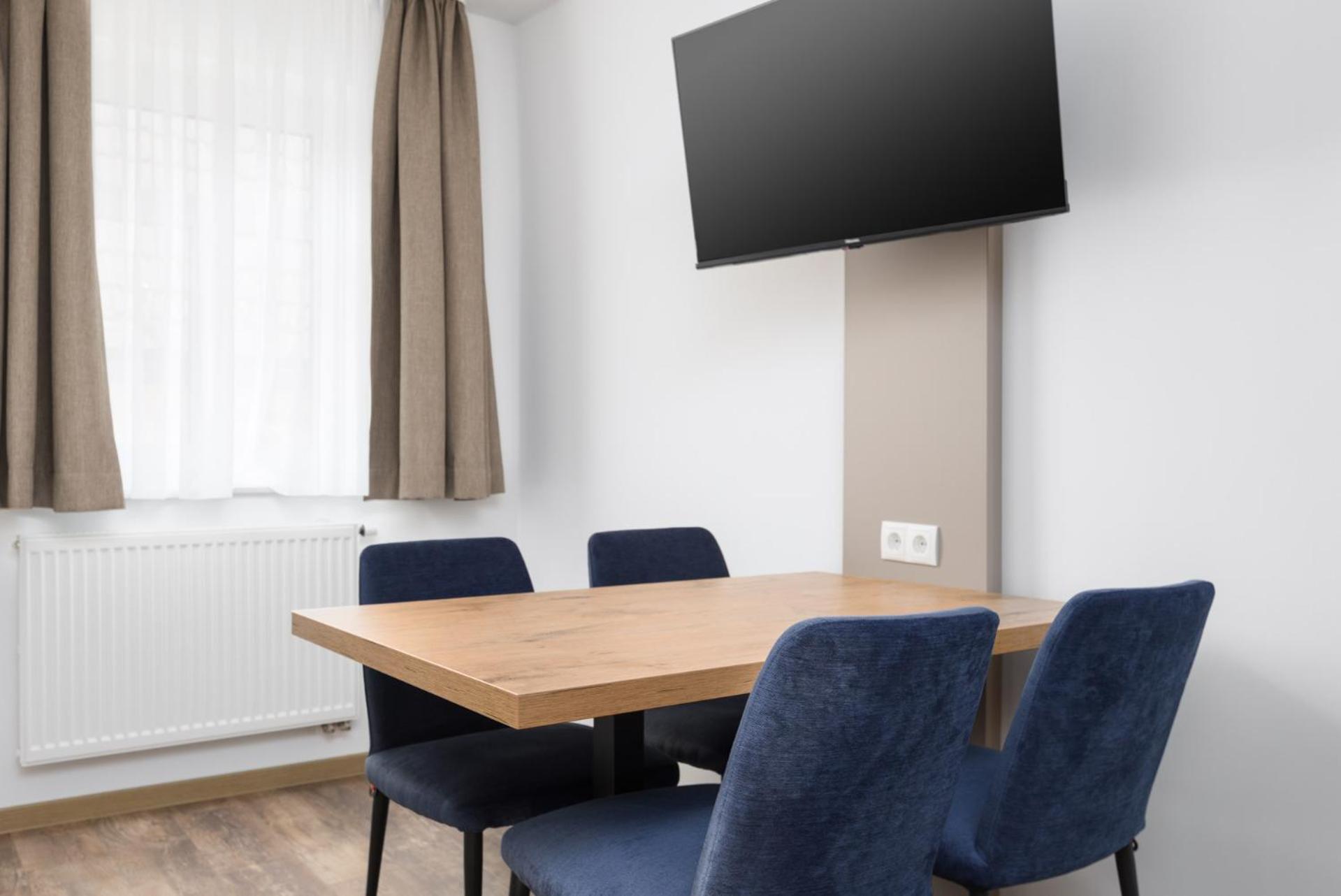 Hotel Zur Traube Uffenheim Ngoại thất bức ảnh