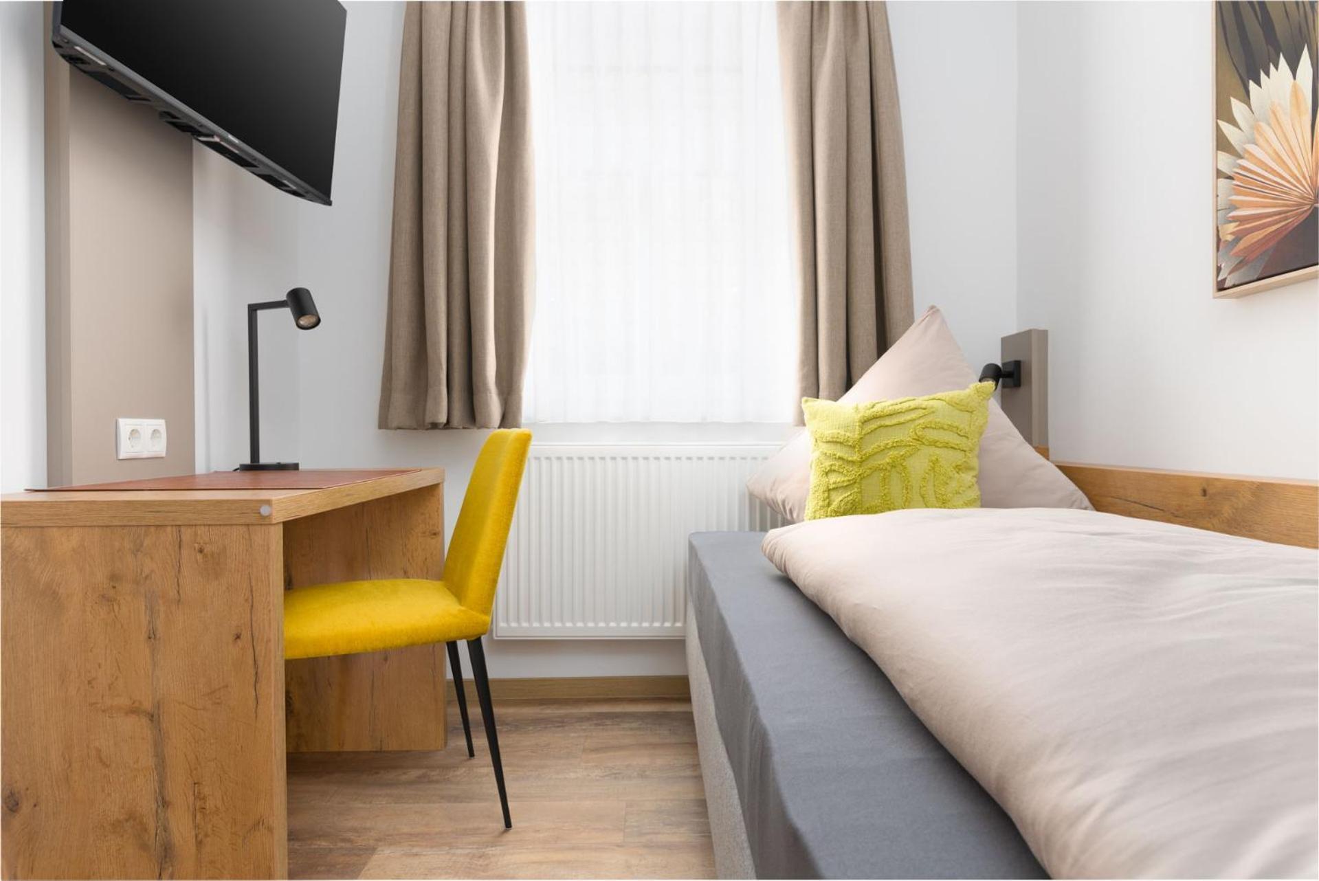 Hotel Zur Traube Uffenheim Ngoại thất bức ảnh