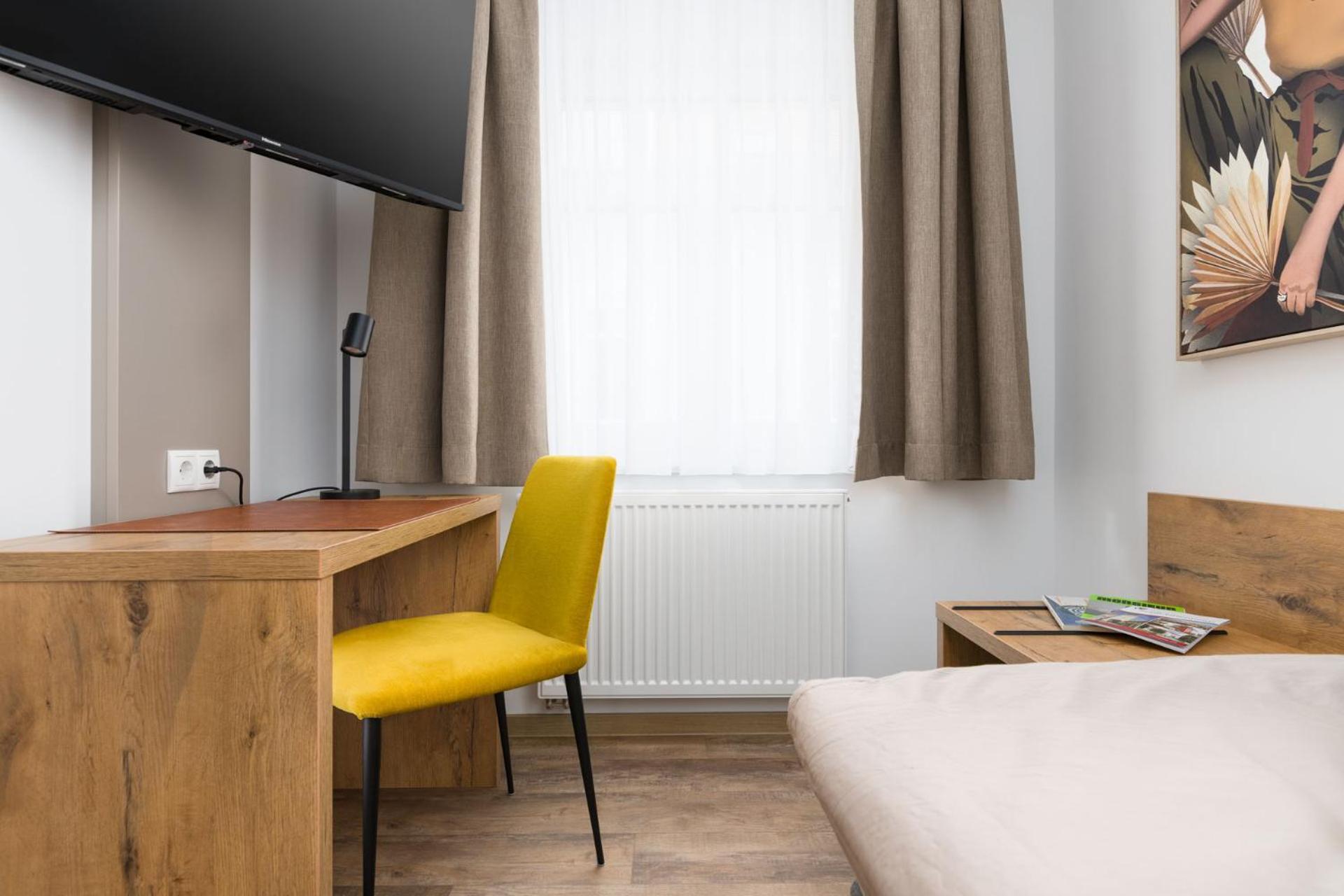 Hotel Zur Traube Uffenheim Ngoại thất bức ảnh