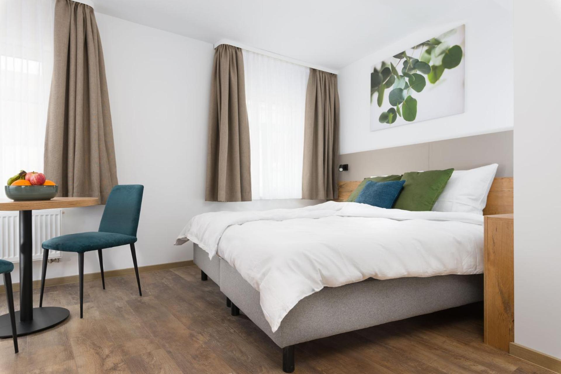 Hotel Zur Traube Uffenheim Ngoại thất bức ảnh