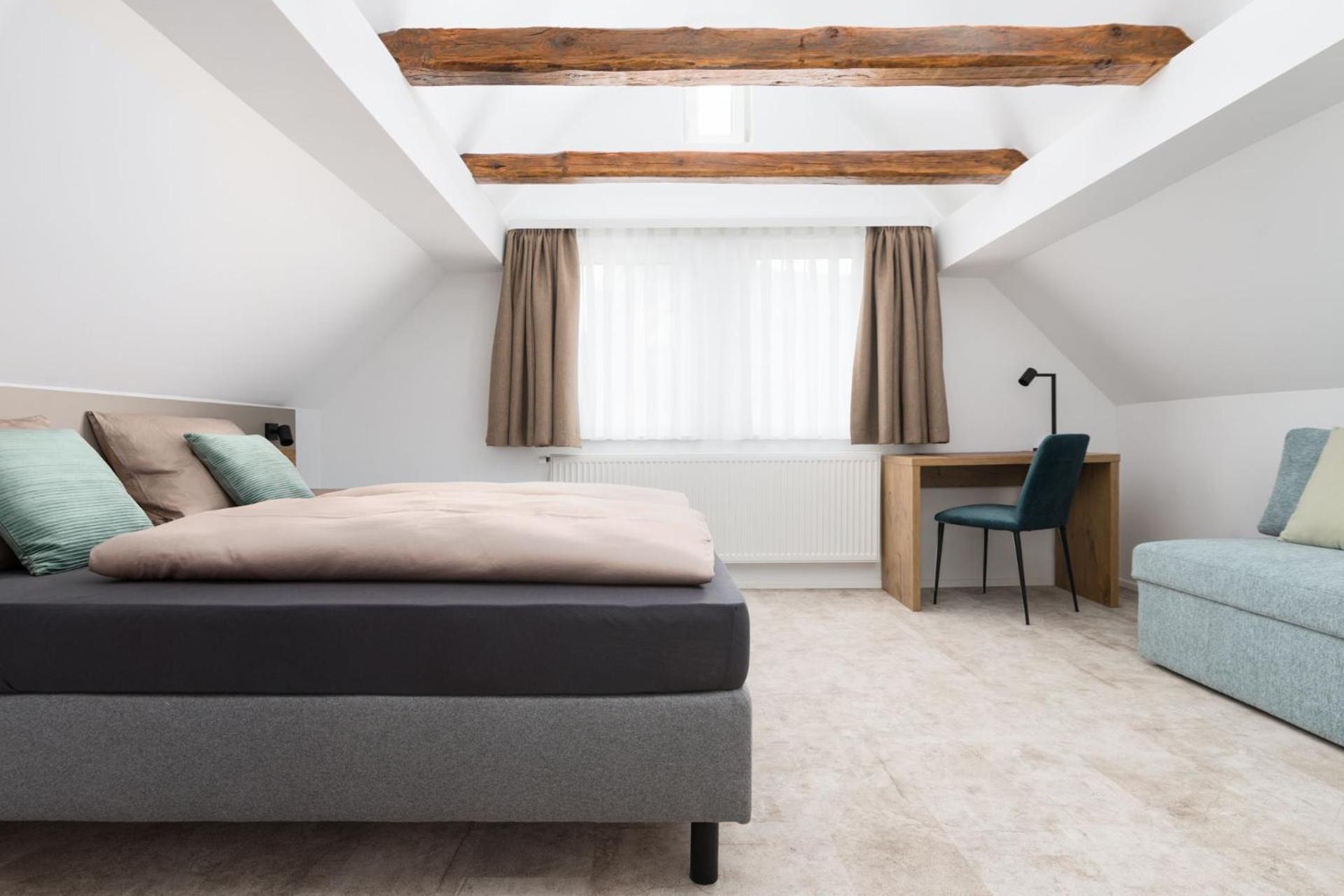 Hotel Zur Traube Uffenheim Ngoại thất bức ảnh