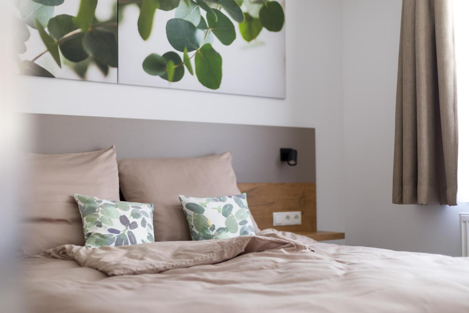 Hotel Zur Traube Uffenheim Ngoại thất bức ảnh